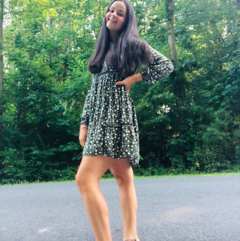 Meet your Posher, Eva